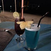 ต้นไทรคาเฟ่ เรสเตอรองท์ drink