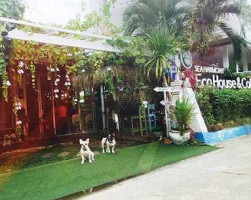ซี ฮาร์โมนี่ อีโก้ คาเฟ่ outside