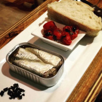 Seddon Wine Store food