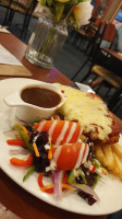 The Old Bundy Tavern food