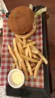 The Old Bundy Tavern food