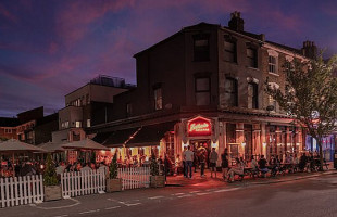 The Seaside Cafe outside
