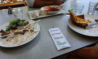 Kent Town Hotel food