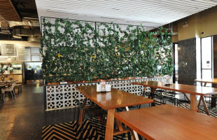 Dee Why Hotel inside
