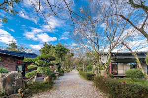 Yáng Míng Chūn Tiān Wén Chuàng Yuán Qū