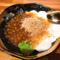 Bái Shuǐ Dòu Huā food