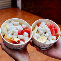 Guì Huā Xiàng Huā Chá Bīng Qū Tāng Yuán drink