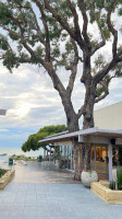 Rottnest Cafe outside