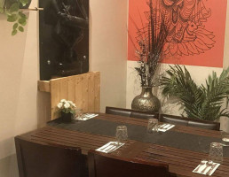 Daawat Indian Restaurant inside