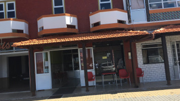 Eat Hub outside