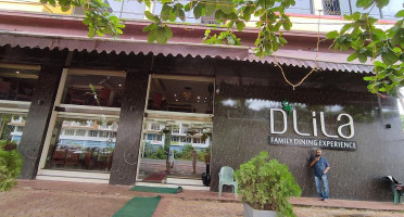 D Lila Veg Nonveg outside