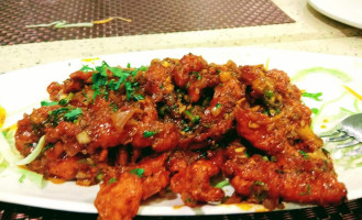 D Lila Veg Nonveg food