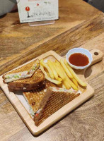 Bhajiyawala Co. food