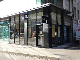Kmr Corner outside