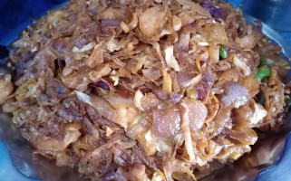 Maa Tara Chowmein Centre food