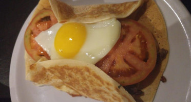 Al Zouk food