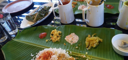 Fish Land Nilamel food