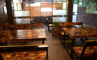 Uspizza Lakhimpur inside