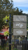 Le Cafe outside