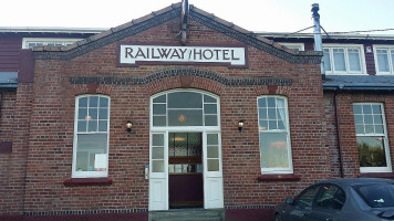Mossburn Railway outside