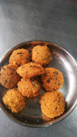 Parippuvada Vibavashala food