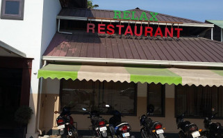 Relax Muziriz Kitchen outside