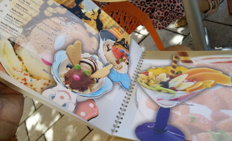 Shree Joshi Wadewale Paud Misal Cha Darbar drink