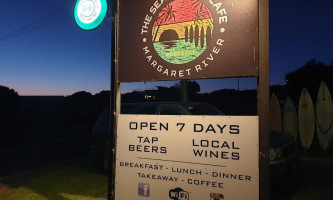 Sea Garden Cafe outside