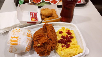 Mcdonald's Bintaro Sektor 9 food