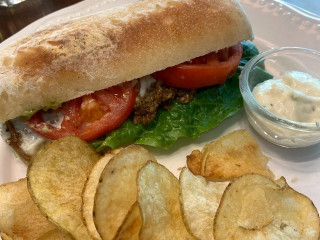 Cafe Mary Grace Gateway Mall