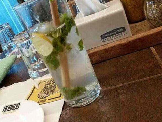 Hobnob Gourmet Café