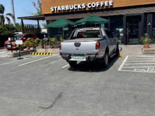 Starbucks Caltex Slex Mamplasan (southbound)