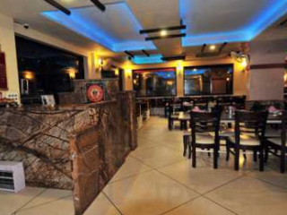 Divine Dining Hall Ii