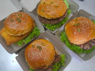 Rossello (muslim Western Food)