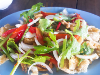 ป้อม ที ซีฟู๊ด