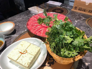 Dōng Fāng Huǒ Guō Wàn Dá Guǎng Chǎng Diàn