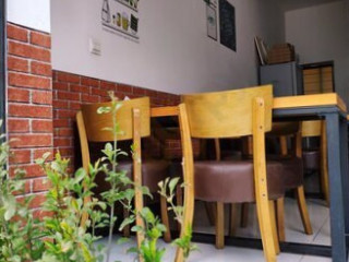 Yǐng Shí Xiàng Zi The Hidden Alley