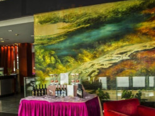 Xiāng Xuě Hǎi Fàn Diàn Zhōng Cān Tīng Xīn Tài Diàn