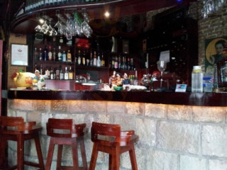 Lǎo Jiē Yī Hào Jiǔ Ba