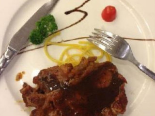 Bǐ Gé Zì Zhù Bǐ Sà Nán Píng Diàn