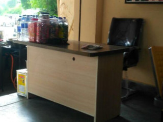 Sai Resaturants And Fastfood Corner