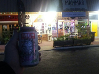 Fat Mamma's Woodfired Pizza