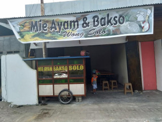 Warung Mie Ayam Bakso Wong Solo