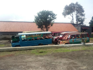 Warung Iga Indung C'jalu