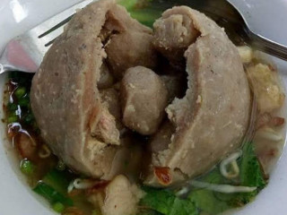 Bakso Mie Ayam Cak Kartolo