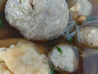 Bakso Urat Mbah Sombo