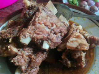 Warung Makan Tengkleng Pak Mondol