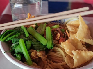 Warung Bakso Ndoer