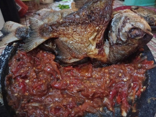 Selera Sambal (khas Lamongan)