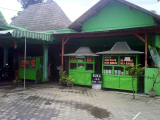 Warung Makan Sederhana